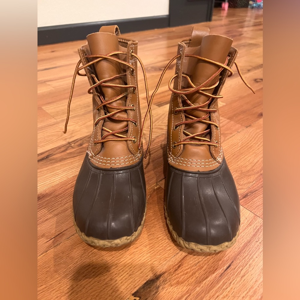 Great condition! LL Bean Duck Boots size 8M, worn a handful of times